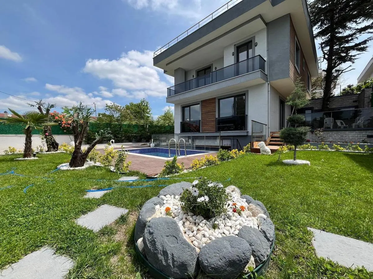 Home in Beylikduzu
